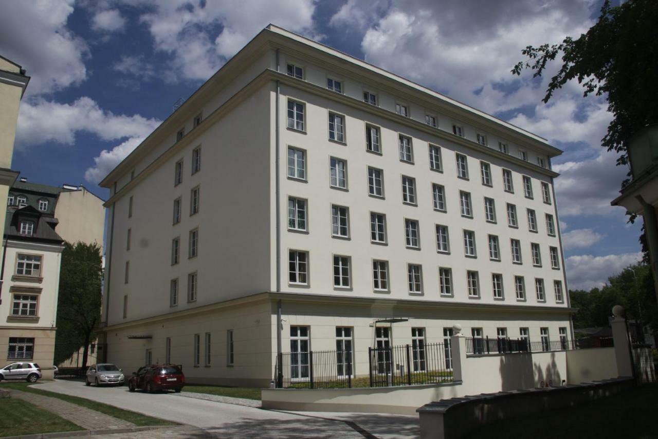 Dom Pomocy Studentom Vandrehjem Warszawa Eksteriør billede